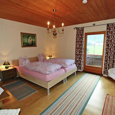 Holiday Tiroler Gastehaus 1 * زيل أم زيلر